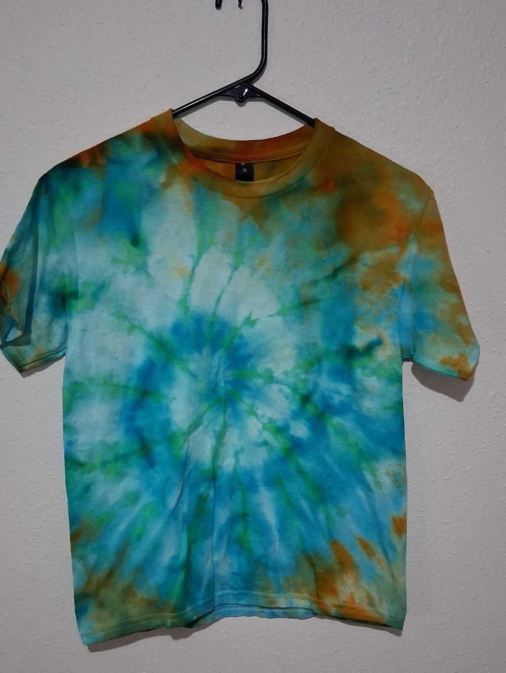 Gildan Tie-Dye Short Sleeve T-Shirt - Blue, Green, Orange